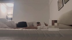 微胖女友共享、爱穿JK3P粉丝活动一场接一场「乖乖妻」婚纱露出，3P活动单男分享内射丈夫继续刷锅，一旁是熟睡的丈夫 截图3