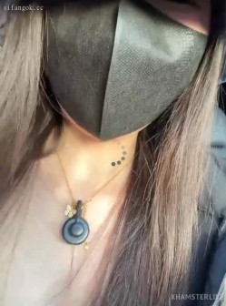 22岁少女【nidebaby】户外高尔夫跳蛋 健身房黑牛道具狂插网吧玩跳蛋被网友发现揩油 截图10