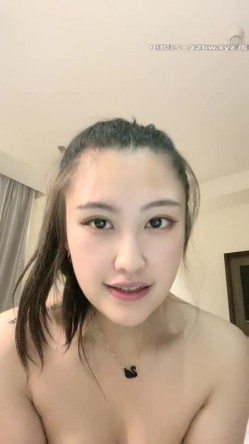 新人颜值不错马尾妹子和炮友激情啪啪，近距离特写口交舔逼自摸掰穴上位抽插 截图8