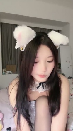 四川小美女，明星级别【小米粥粥】忧郁的眼神，让大哥们着迷，一晚上礼物乱飞牛逼了 截图12