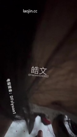 京城高富帅约啪大神,【皓文原创】，05年，女大学生，露脸，小穴毛多水多，主动热情，享受每一次的冲击 截图14