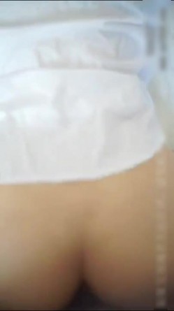 气质美少女为了能入娱乐圈主动给娘娘腔的导演不戴套泄欲 截图7