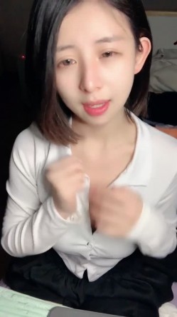 【小舒老师】音乐系才女！纯天然美乳 道具 爆菊 喷水！ 截图5