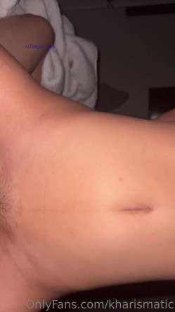 jvd模特Kharismatic与男友下海最爱私拍 高颜值巨乳模特 完美身材紫薇做爱 截图7