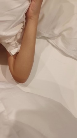 精品泄密流出 渣男缺钱花贩卖02年今年刚毕业反差婊女友自拍性爱视频 截图7