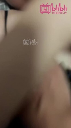【超顶 ️露脸偷腥】双喜 精虫上脑趁着哥哥洗碗 强行把嫂子拉进房间偷吃 肉棒插入侵犯爽到喷水 高潮迭起 截图4