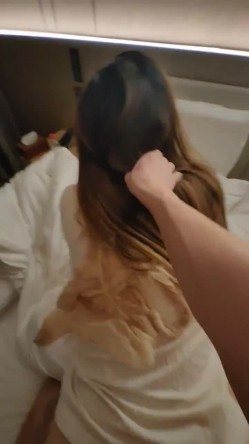 推特极品人形小母狗【Cc重制版】绝版福利，花式调教露出肛塞口交M腿狗链吃烟灰喝尿 截图6