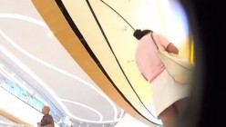 最新流出 裙底街拍大神苦行僧专业近距离偷拍原创 截图3