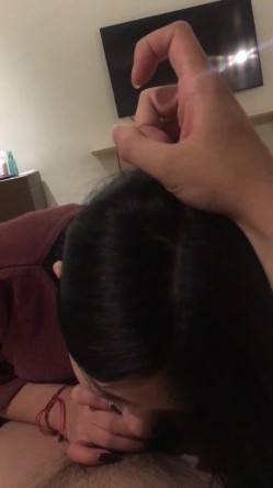 大长腿极品良家气质女神秒杀一切网红脸 第一视角口交舔脚上位骑乘操逼 叫声淫荡丰富国语对白 截图3