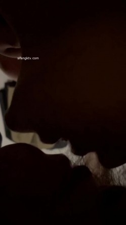 意大利华裔大学妹子RUAN不雅视图流出,外表纯情四射,床上浪荡无比 截图15