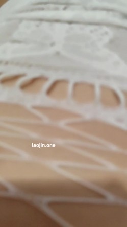正宗邻家女神！超漂亮~【骚母狗】，黑丝美腿不开美颜，自慰完，男友回来后入啪啪！ 截图7