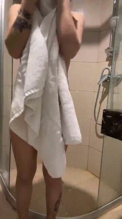 推荐！极品炮架子~【琪琪老师】无套内射~干到喷水，眼镜妹，反差婊子，清纯与淫荡之间来回切换 截图1