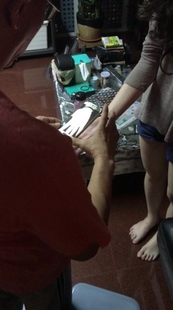 新加坡混血素人纯爱情侣「Janella Ooi」OF露脸性爱私拍 邻家小妹既视感清纯女大反差婊 截图1