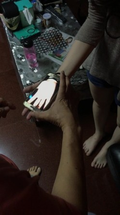 新加坡混血素人纯爱情侣「Janella Ooi」OF露脸性爱私拍 邻家小妹既视感清纯女大反差婊 截图3