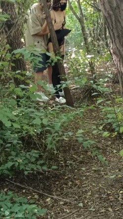 《贵在真实反差淫妻》顶级绿帽刷锅狠人，私密交流群东北夫妻淫乱群交内容曝光，商场户外超市露出3P野战相当开放 截图14