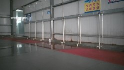 国内【水上乐园】换衣间沐浴区近景偷拍 美女如云淋浴换衣好身材一览无余 截图3