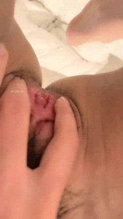 【一只兔叽吖】校花双女神~!尺度升级~完全放飞~无套群P，小妹妹挺漂亮，被干得娇喘阵阵 截图14