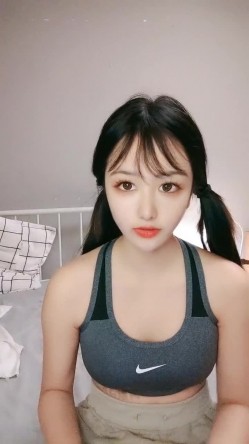 双马尾网红牙套妹！和炮友居家操逼！拿出假屌自慰插穴掰穴骚逼大屌插入后入撞击呻吟娇喘 截图1