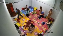黑客破解摄像头监控偷拍 ️缅北夜总会小姐宿舍私密生活一个房间居然住那么多人 截图11