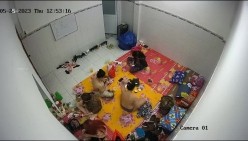 黑客破解摄像头监控偷拍 ️缅北夜总会小姐宿舍私密生活一个房间居然住那么多人 截图13