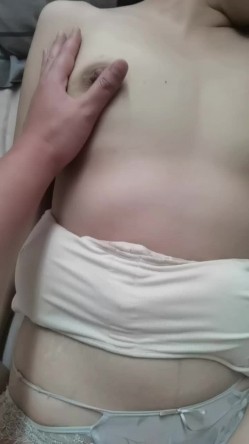 气质少妇黑丝高跟包臀裙一身端庄，床上却反差母狗上位蜜桃臀狂扭，夹得死紧叫得浪 截图3