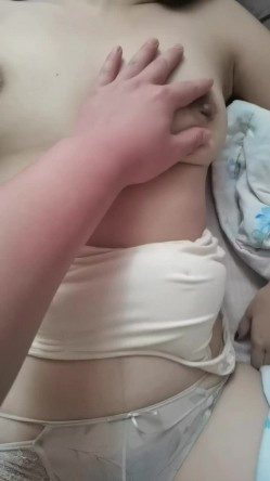 气质少妇黑丝高跟包臀裙一身端庄，床上却反差母狗上位蜜桃臀狂扭，夹得死紧叫得浪 截图11