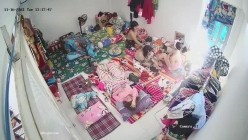 10月最新流出【破解摄像头】 ️监控下的女生宿舍日常洗澡换衣服 截图1