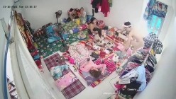 10月最新流出【破解摄像头】 ️监控下的女生宿舍日常洗澡换衣服 截图7