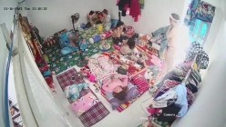 10月最新流出【破解摄像头】 ️监控下的女生宿舍日常洗澡换衣服 截图10