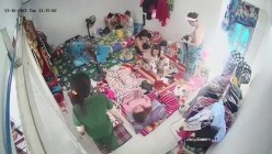 10月最新流出【破解摄像头】 ️监控下的女生宿舍日常洗澡换衣服 截图16