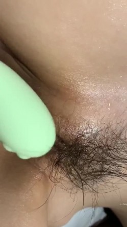 【性奴少妇&反差魅婊】超多漂亮淫妹淫妻淫女友啪啪口交甄选，靓妹舔肉棒 淫荡啪啪 骚穴特写 完美露脸 深喉内射篇 稀缺资源劲爆收藏 截图9
