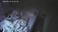 年轻小情侣开房温存 抱在一起接吻温存 扣穴 接着女上位搞完就一起睡了 截图1