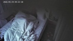 年轻小情侣开房温存 抱在一起接吻温存 扣穴 接着女上位搞完就一起睡了 截图2