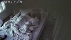 年轻小情侣开房温存 抱在一起接吻温存 扣穴 接着女上位搞完就一起睡了 截图7