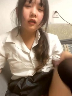 【户外露出】【Tiantian_26】有点可爱，各种户外公共场所跳蛋发骚喷水，有点骚 截图15