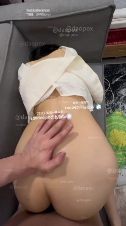 泡良海王推特大神「江南第一深情」28号女主part2，白裙深夜带回家里玩奶玩穴性欲大发无套插入，药劲上来了干个不停 截图3