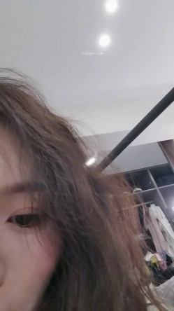 这该死的女人味！绝对让人眼前一亮的超级甜美御姐，居然是个专业的舞蹈老师，专业的骚起来谁也抵挡不住，满级妩媚的漂亮女人 截图5