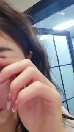 这该死的女人味！绝对让人眼前一亮的超级甜美御姐，居然是个专业的舞蹈老师，专业的骚起来谁也抵挡不住，满级妩媚的漂亮女人 截图10