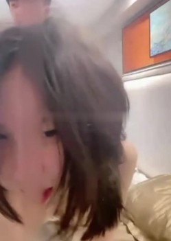明星技师 网友扒出以前竟下海做过黄播 与男友做爱完整版视频流出 截图13
