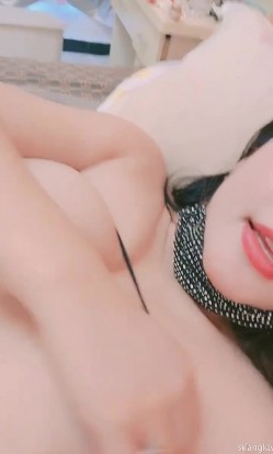 ️精品推荐 ️爆乳翘臀半糖主播『国产卡戴珊 』骑乘假体倒模与闺蜜JB相互插逼舔奶叠罗汉自慰 截图15