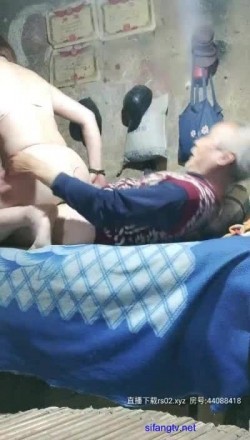 【花样百出勾搭老头系列】续集【农村扶贫组】（第一部) 截图14