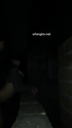 真实醉奸大一校花学妹最后还尿了她一脸 截图7