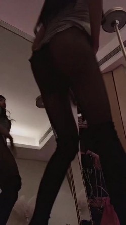 超正点尤果网性感S腰爆乳大长腿网红尤物女神王瑞儿火辣魅惑私拍福利 截图3
