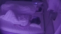 酒店偷拍百褶裙眼镜骚货与性瘾男睡到半夜都要起来操一炮接着睡 截图5