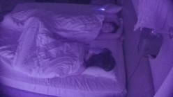 酒店偷拍百褶裙眼镜骚货与性瘾男睡到半夜都要起来操一炮接着睡 截图6