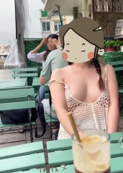 香港大学女神 尹理文户外露出 各种场合露出放飞自我 全裸半裸秀极品身材 截图9