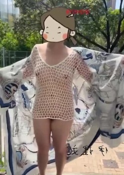 香港大学女神 尹理文户外露出 各种场合露出放飞自我 全裸半裸秀极品身材 截图16