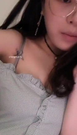 高颜值胸模水仙花下海黄播乳型好看颜色粉白逼毛性感小穴紧实样子淫骚适合做小三 截图8