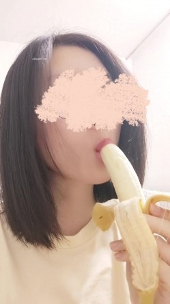 《贵在真实 反差淫妻》顶级绿帽刷锅狠人完美S身材极品女神眼镜教师人妻【ZM宝儿】私拍完结，调教成母狗3P 截图7