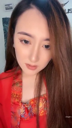 重磅！御姐女神下海，【痴女1】，好久没遇到这么漂亮的御姐了，骚到爆，那眼神看了真是受不了 截图2